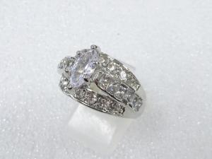 クリスタル　指輪(19.5号)